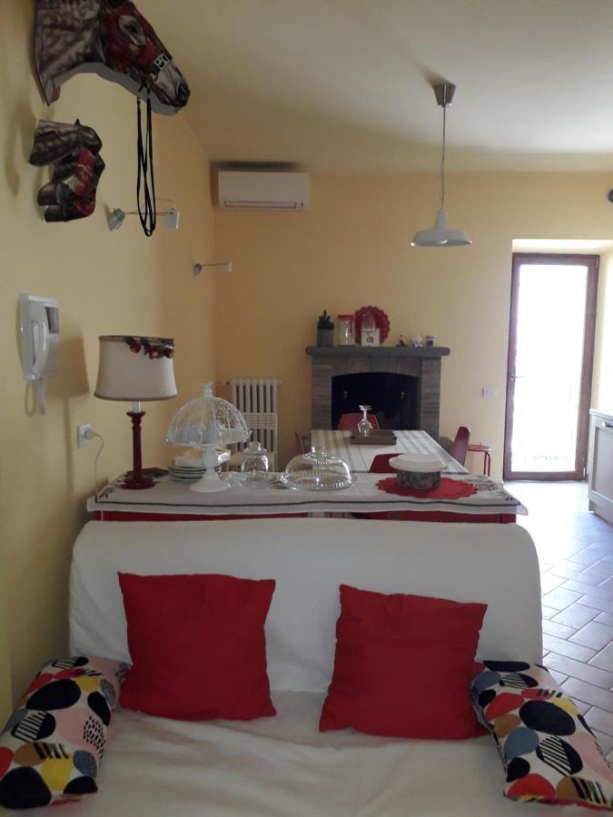 La Casa Di Gioia Bed & Breakfast Castiglione In Teverina Exterior photo